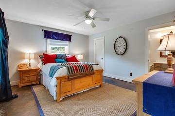 Cabin for 9 Guests in Lake Lanier, Georgia, Picture 3