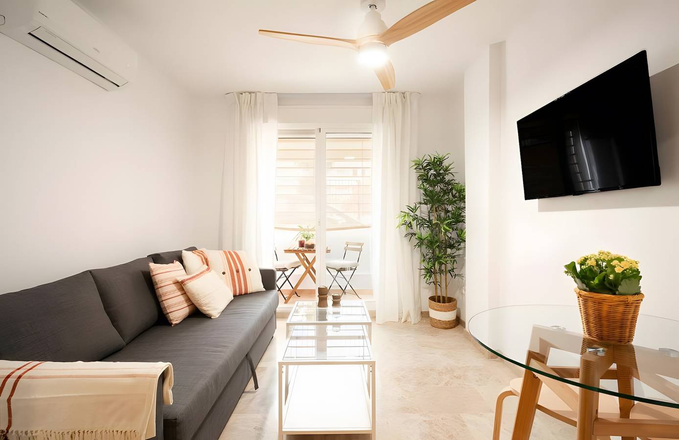 Duplex Apartment in Puerto Marina, Benalmádena in Benalmádena Costa, Benalmádena