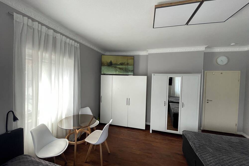 Ferienhaus mit 12 Einzel Betten im Zentrum in Idar-Oberstein, Nahetal