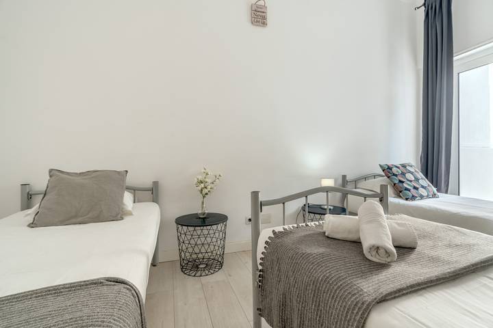 Apartamento vacacional entero, Apartamento de vacaciones para 3 personas con terraza in Lapa, Lisboa