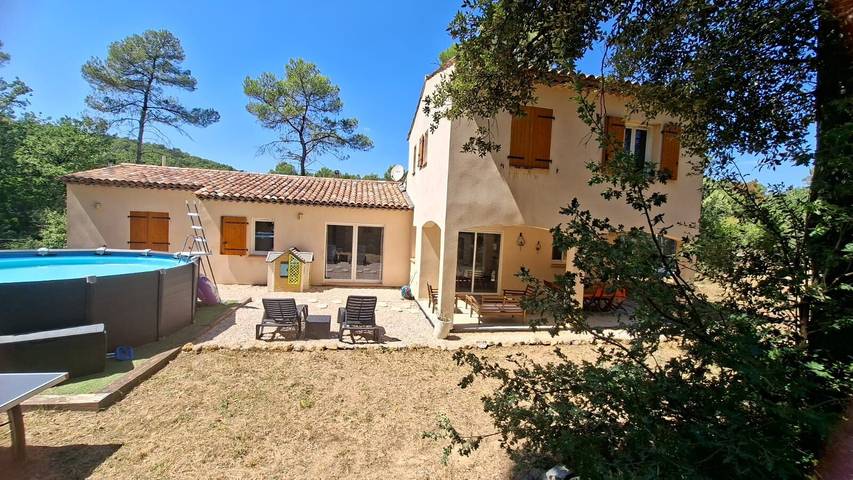 Vakantiehuis 'Le Clos des Cigales' met zwembad en Provençaalse charme in Flayosc, Draguignan en omgeving