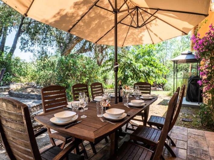 Gîte pour 8 personnes, avec sauna et piscine ainsi que jardin et terrasse à La Roquette-sur-Siagne - 4