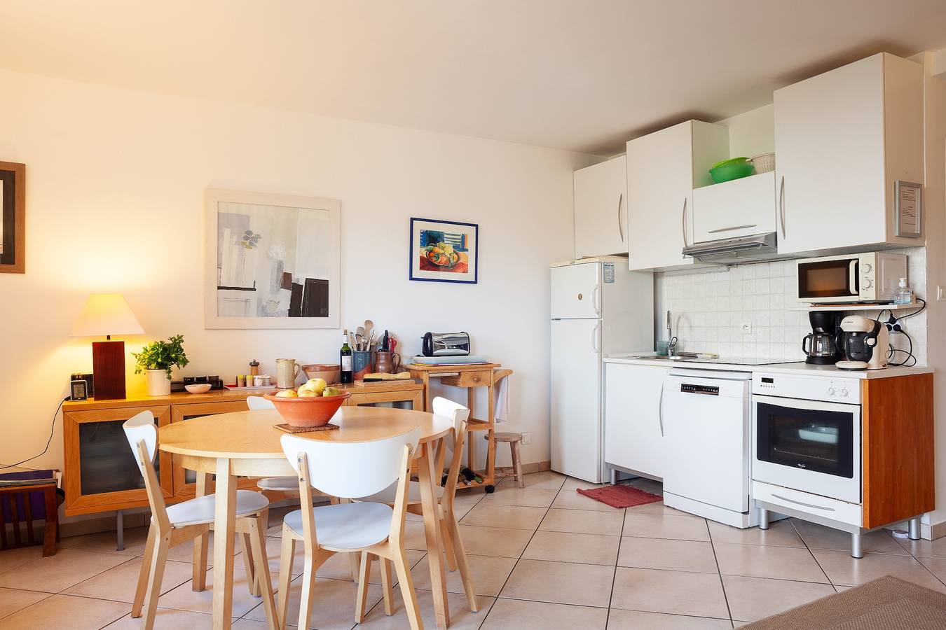 Appartement 'Zeezicht in Mooie Residentie' met zeezicht, gedeeld zwembad en wifi, foto 9
