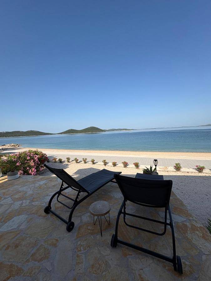 Villa pour 4 personnes, avec vue et terrasse à Drage (Pakoštane)