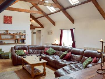 Glamping for 6 People in Pembrokeshire, South-Wales, Photo 4