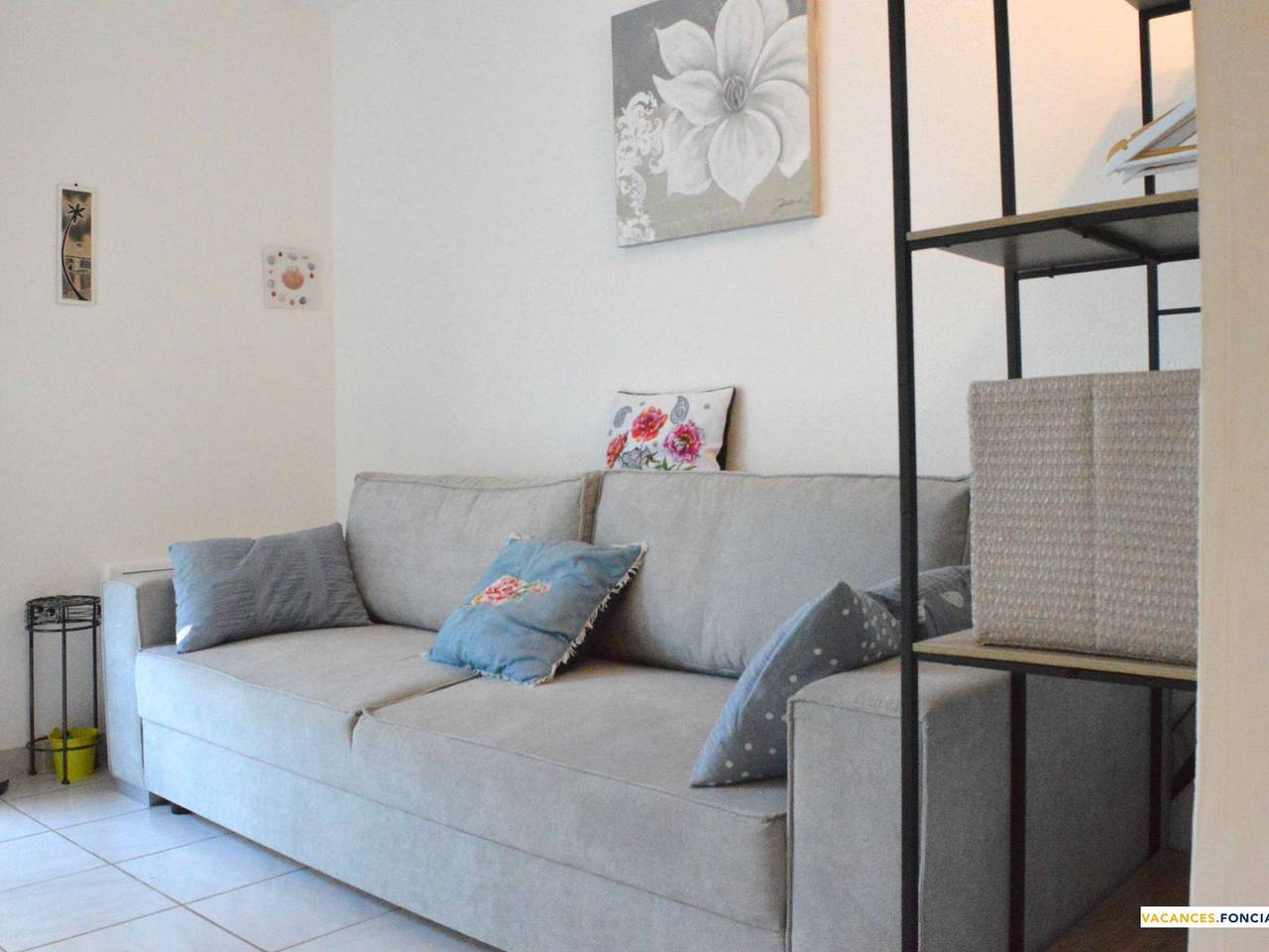 Entire apartment, Quiet studio with terrace and parking, Narbonne Beach in Narbonne Plage, Narbonne