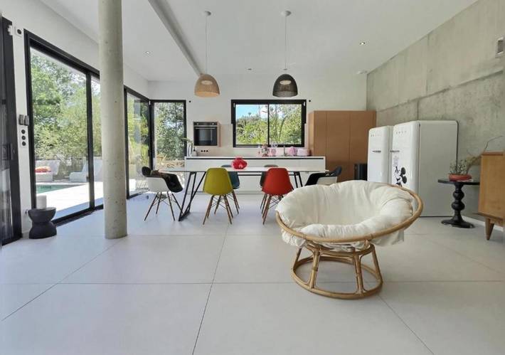 Location de vacances pour 10 personnes, avec jardin ainsi que jacuzzi et piscine à Saint-Péray - 2