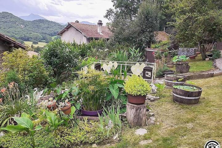 Location de vacances pour 4 personnes, avec jardin dans Montespan