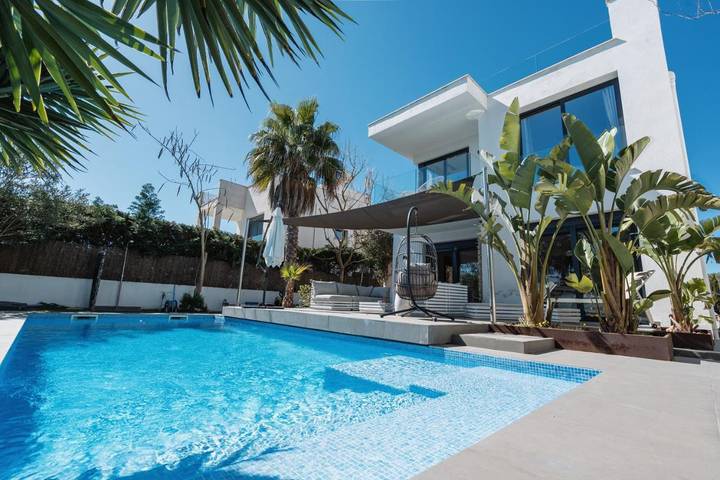 Villa für 6 Personen, mit Seeblick und Pool sowie Garten und Ausblick, mit Haustier in Es Trenc - 3