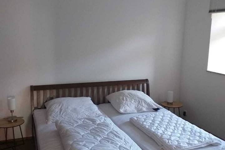 Ferienhaus für 20 Personen, mit Sauna und Terrasse sowie Garten und Whirlpool im Ahrtal - 2