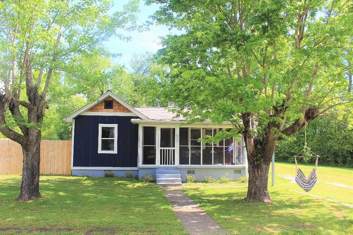Vacation rental for 5 people, with yard, with pets in Brevard