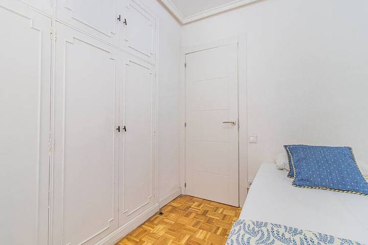 Ganze Wohnung, Your Large Family Apartment in Zaragoza in Saragossa, Saragossa Provinz