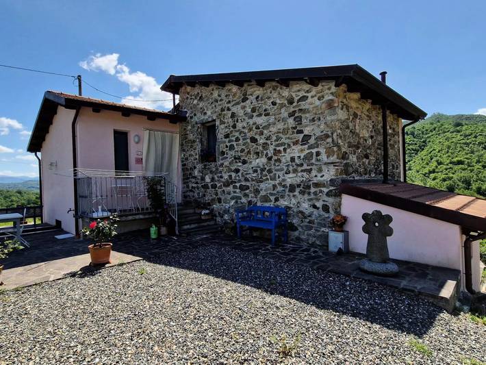 Appartamento per 2 persone, con giardino a Aulla