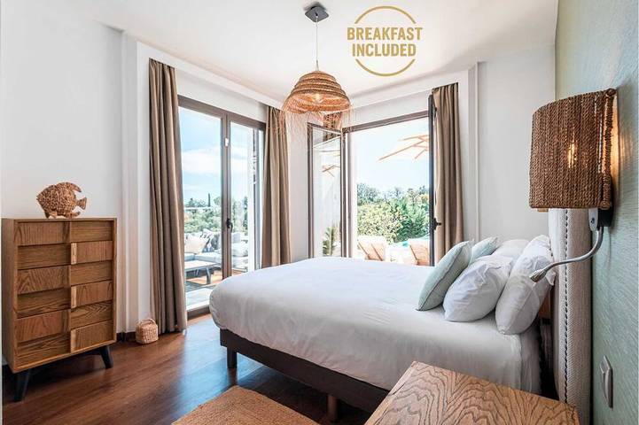 Alojamiento y desayuno para 2 personas, con jardín en Ojén