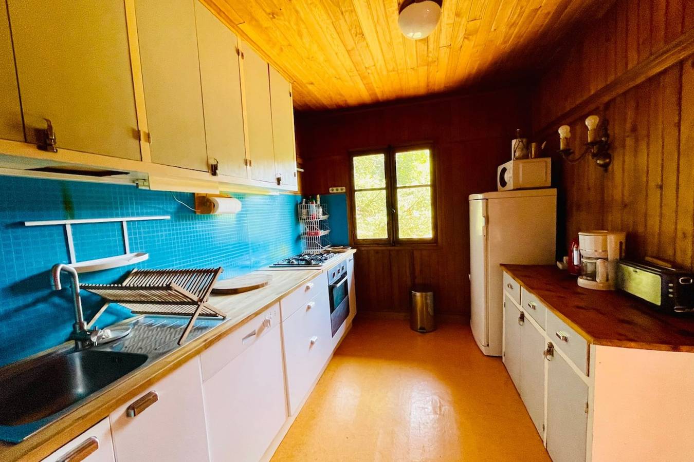 Alpine chalet with fireplace, terrace and garden in La Salle les Alpes, Serre Chevalier