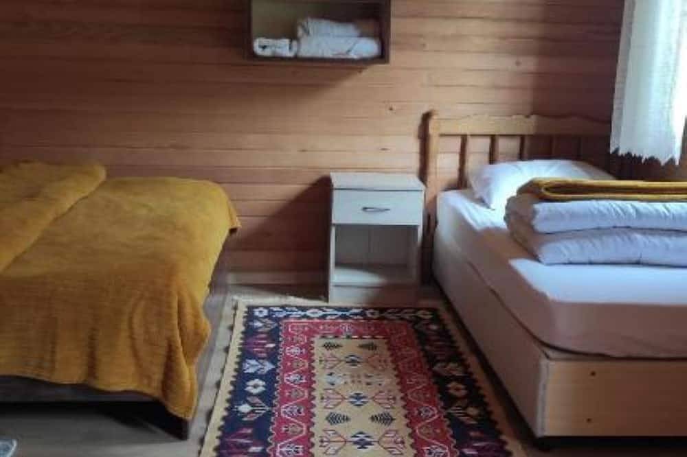 Comfort Triple Room - Fora Pension in Çamlıhemşin, Black Sea region