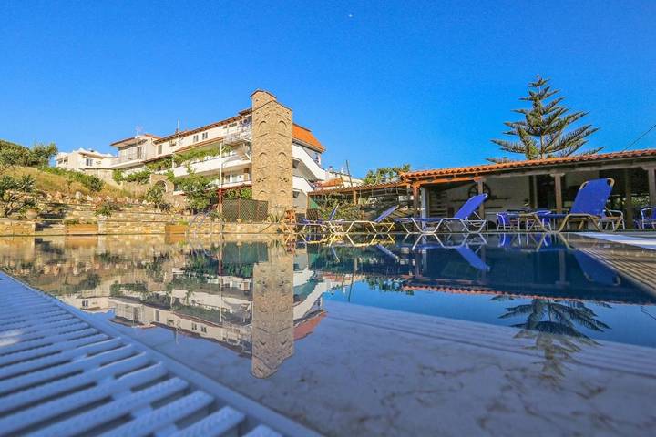 Hôtel pour 2 personnes, avec piscine et jardin