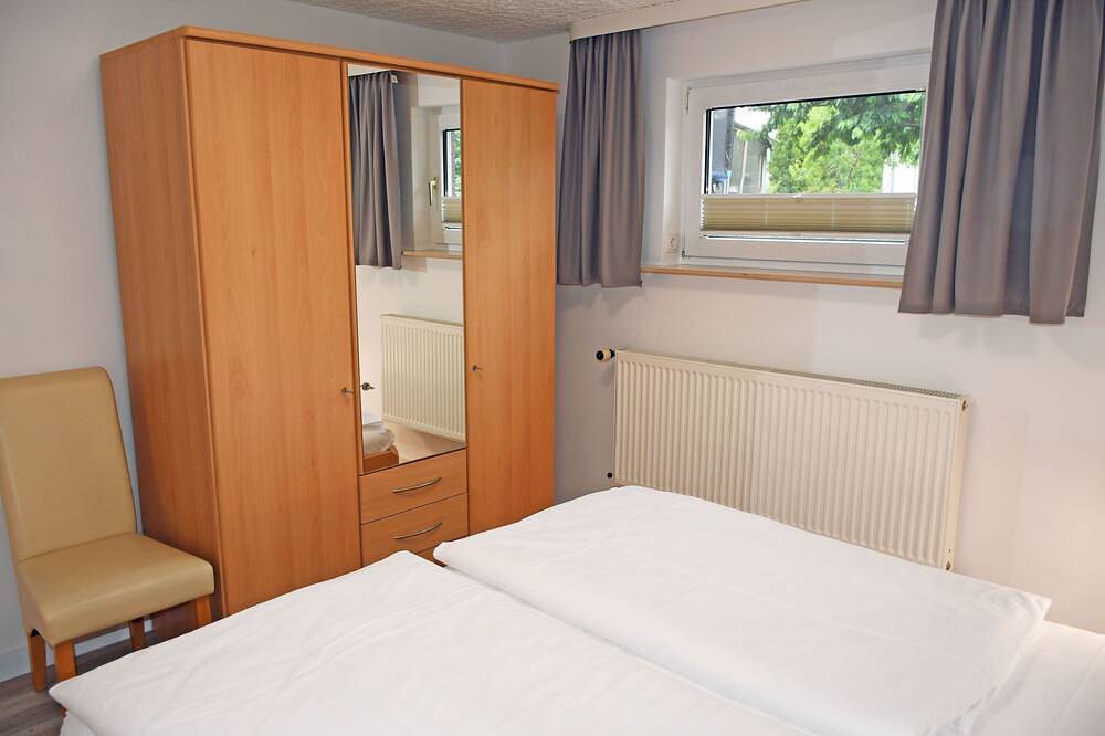 Ganze Wohnung, Ferienwohnung Marie an der Granitz in Serams, Zirkow