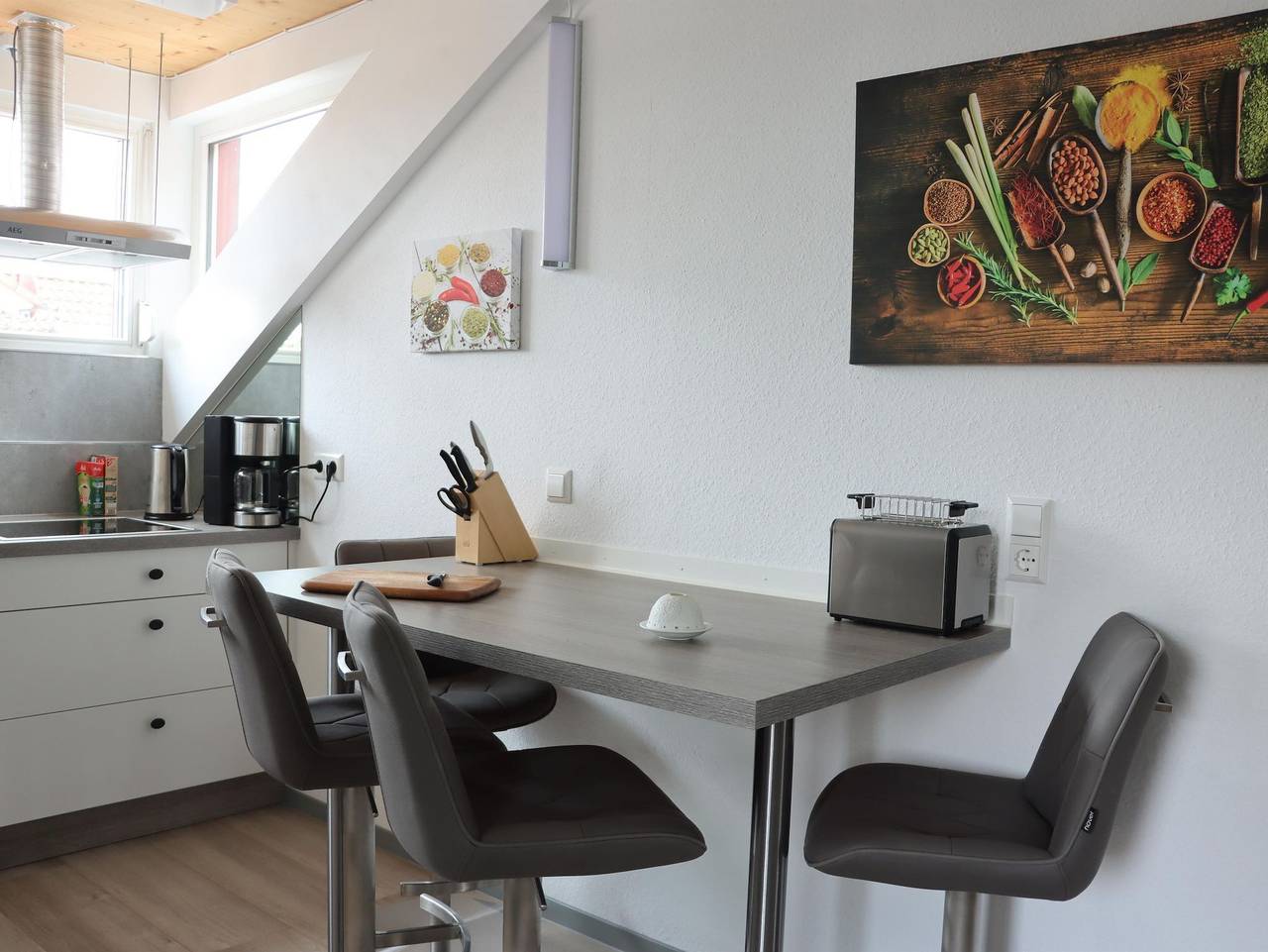 Ganze Ferienwohnung, Ferienwohnung Ernatsreute - Ferienwohnung hell und ruhig in Überlingen, Region Bodensee-Oberschwaben