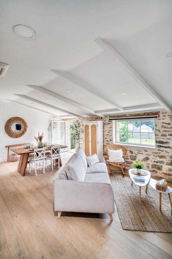 Triple Room with Private External Bathroom in Quimper, Région de Quimper