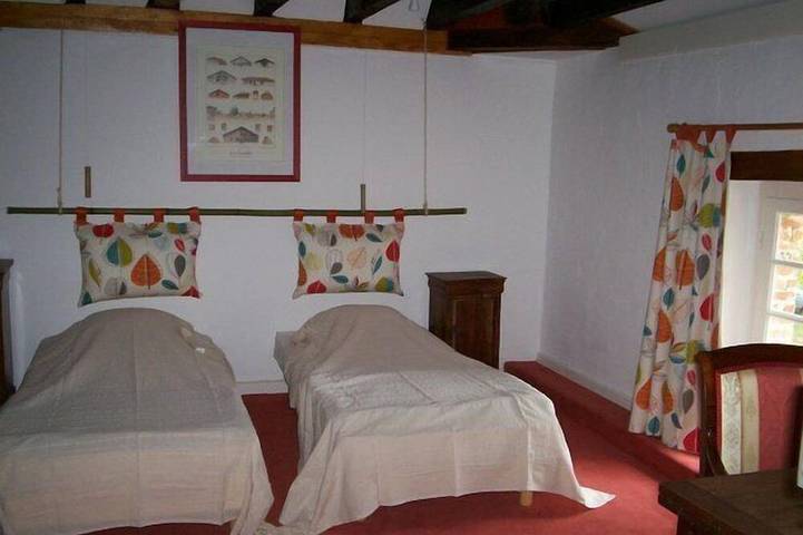 Location de vacances pour 14 personnes, avec jardin dans Sabres - 2