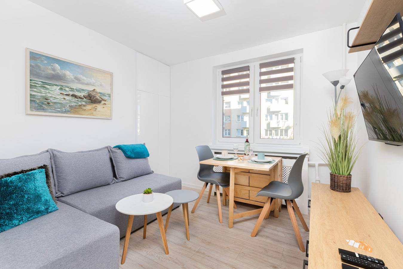 Entire studio, Apartment Przystań | Cozy Studio | City Center in Gdynia, Tricity