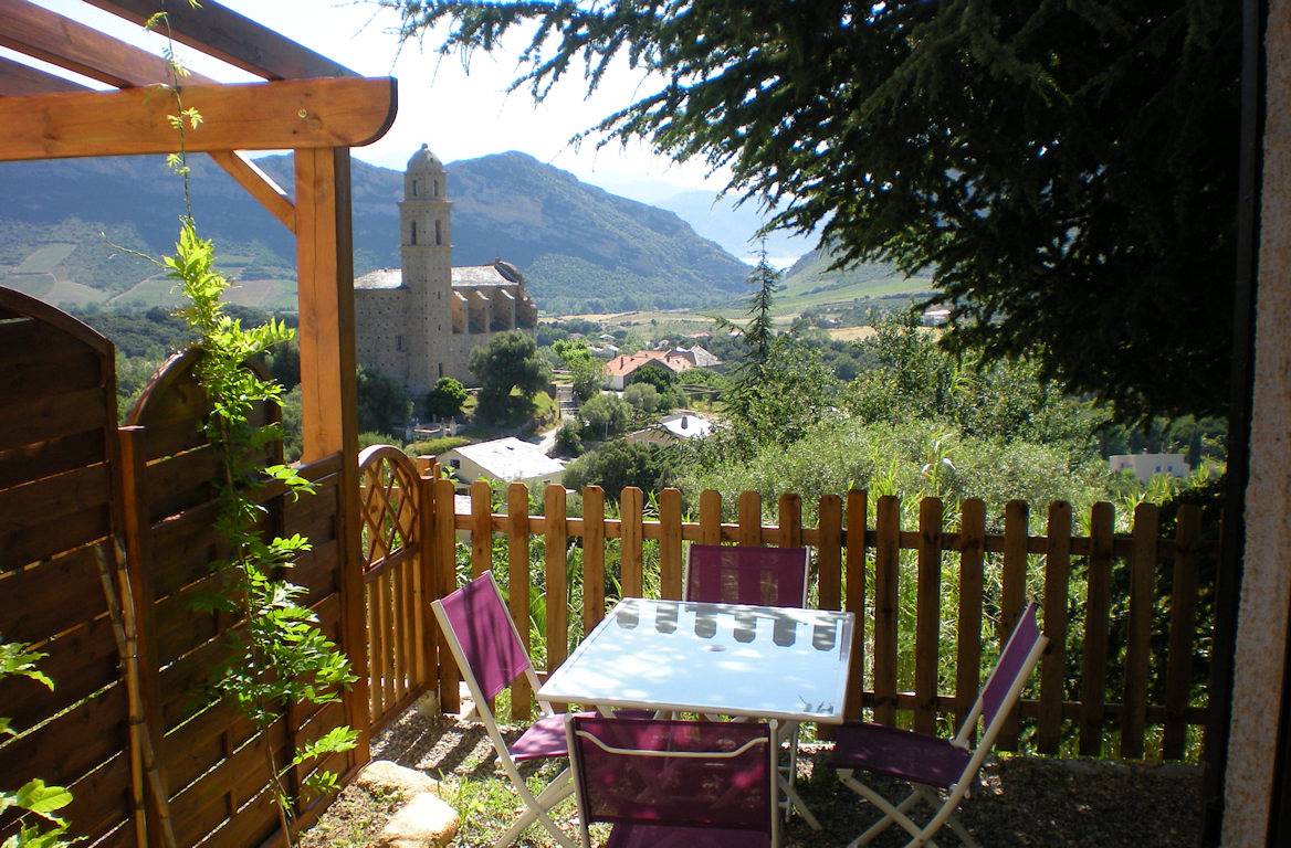 Appartement entier, Appartement Palazzo rez-de-jardin in Patrimonio, Région de Calvi