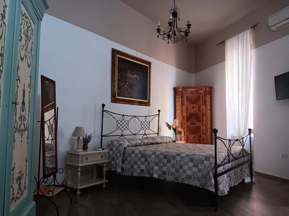 Double Room with Private Bathroom in Battipaglia, Provincia di Salerno