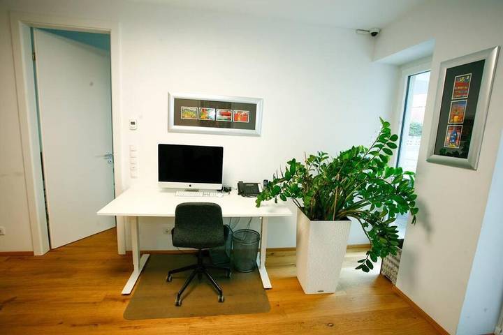 Ferienwohnung für 2 Personen, mit Terrasse und Garten sowie Ausblick