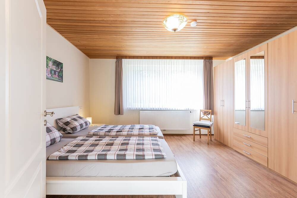 Ganze Wohnung, Ferienwohnung  Reemts (Frieso) - Ferienwohnungen Reemts 35204 in Neukamperfehn, Nordseeküste