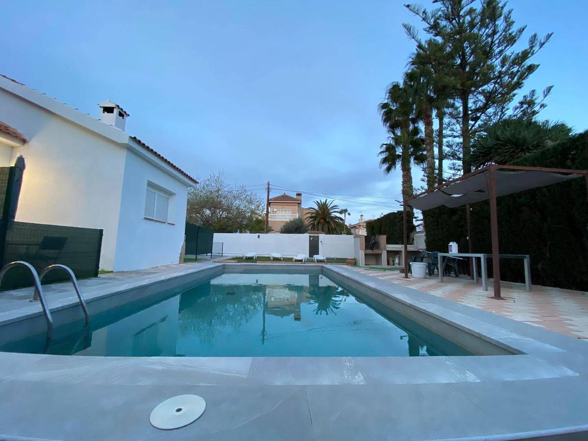 Apartamentos con piscina cerca playa in San Juan de Alicante, Costa Blanca