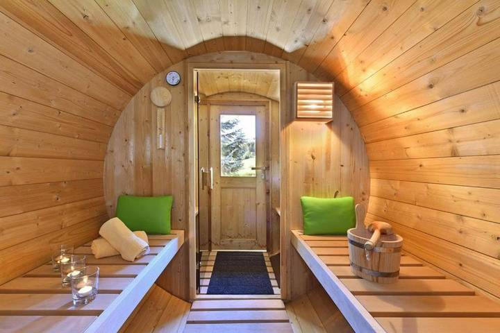 Appartamento per 9 persone, con Balcone e Terrazza nonché Giardino e Sauna a Fai della Paganella