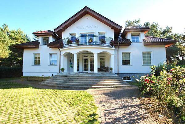 Holiday villa "Willa Vinci Rozewie" in Polish Baltic Sea