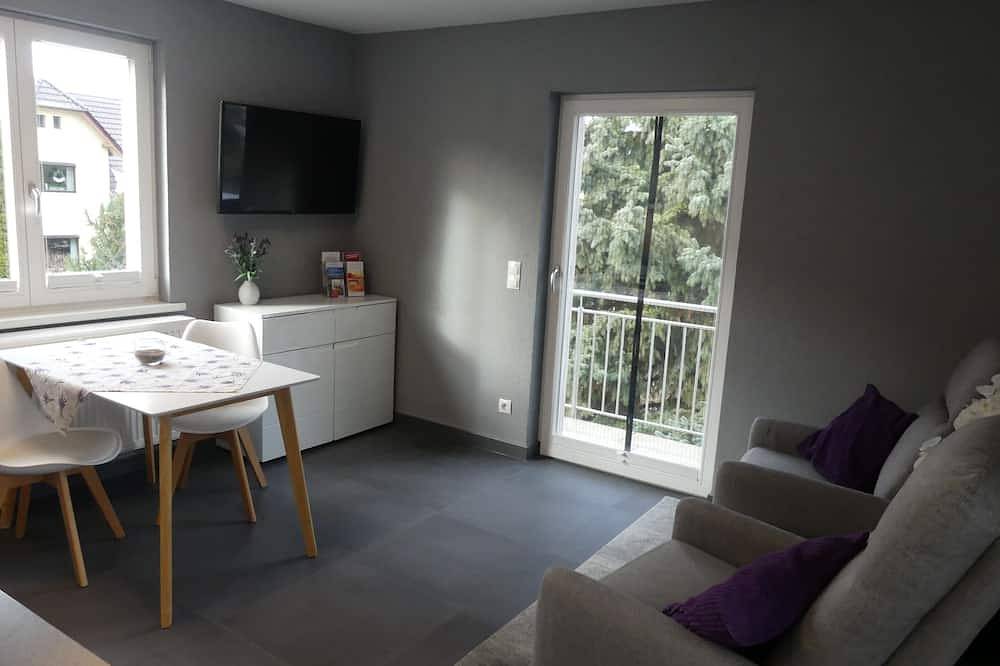 Ganze Wohnung, 2 Zimmer-Ferienwohnung \"La Corneille\" in Caputh-Schwielowsee in Caputh, Schwielowsee