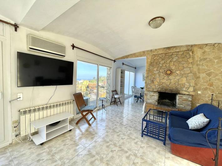 Casa de vacaciones para 10 personas, con jardín y vistas al mar - 1