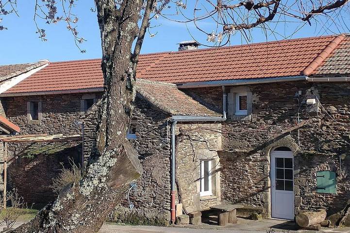 Agriturismo pour 6 personnes, avec jardin à Sénéchas