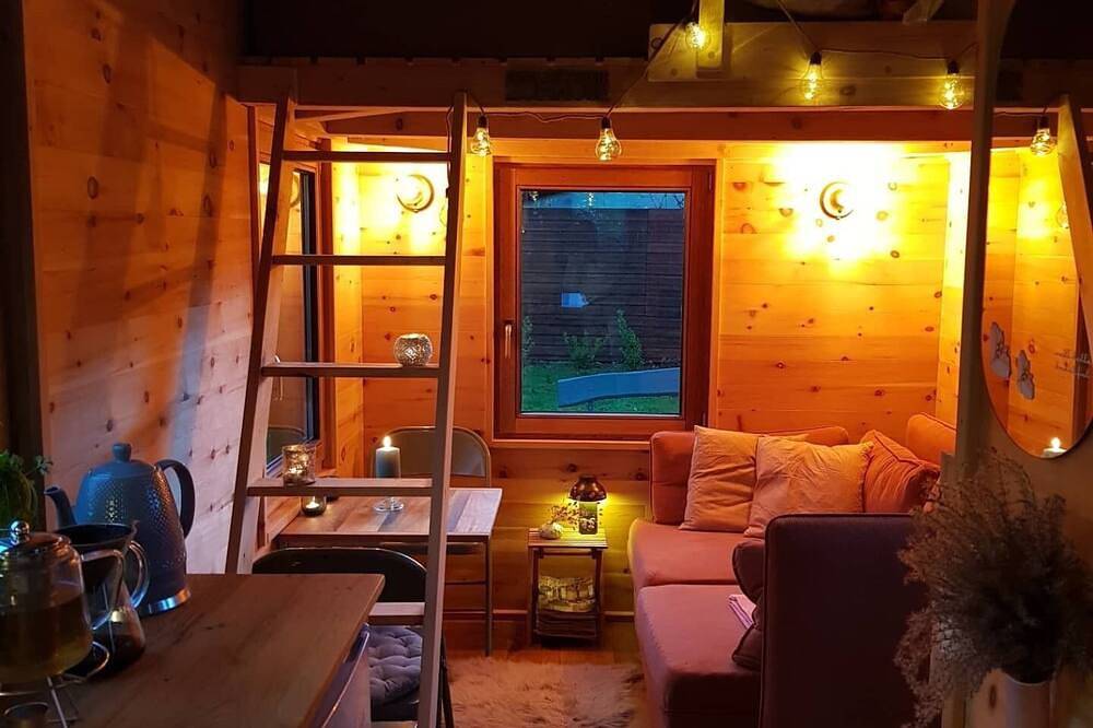 Zirbenholz-Tinyhouse am See in Mücke, Vogelsberg Region