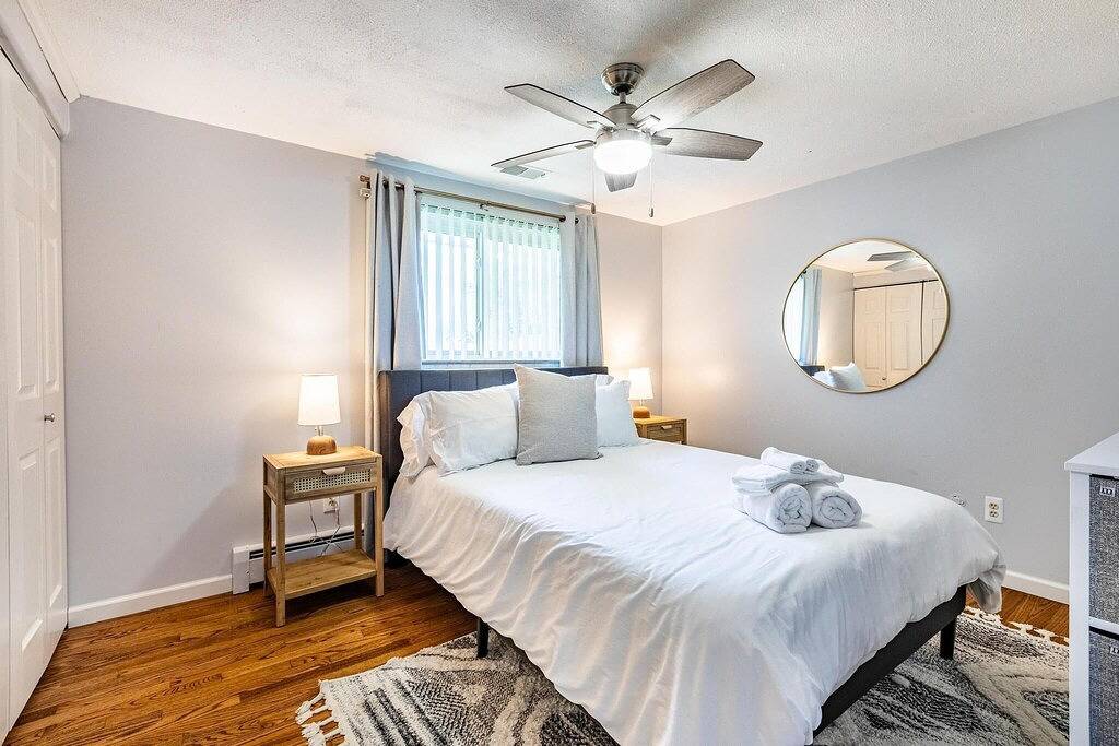 Cozy, Clean and Bright 4Br / 2Ba Home! Welcome! in Macomb County