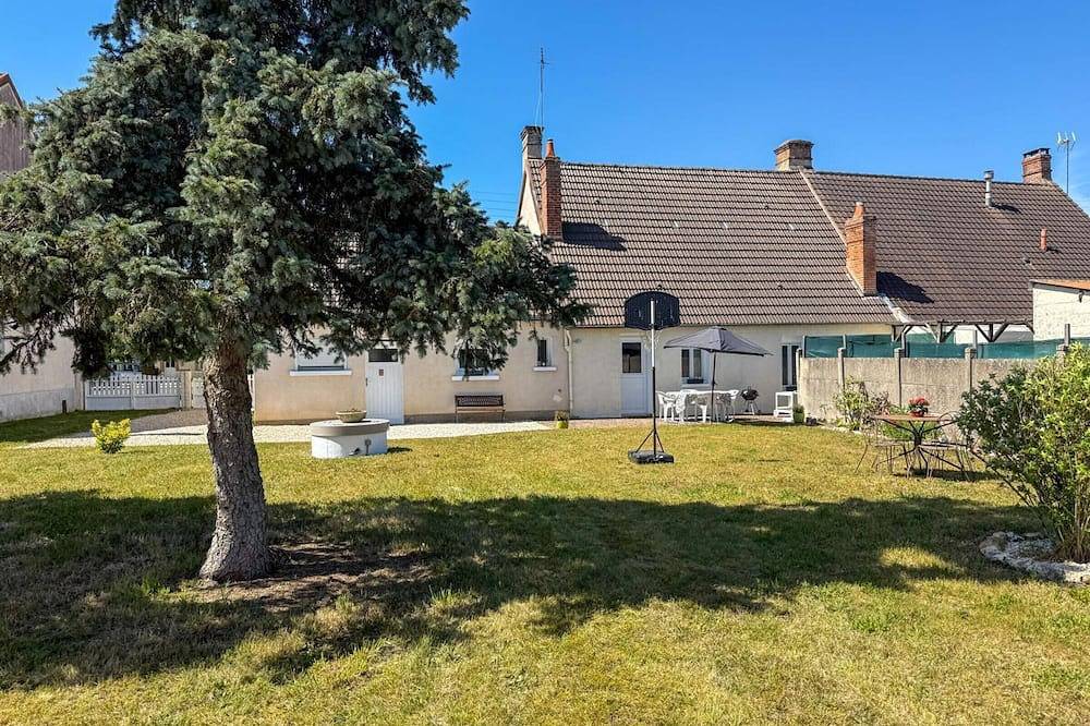 Ebenerdiges Ferienhaus, Parkplatz, Haustiere Ok - 4 Pers. in Romorantin-Lanthenay, Sologne