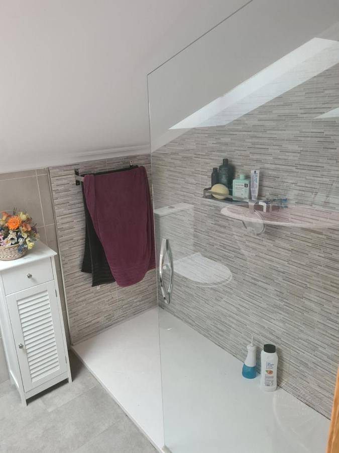 Gîte pour 4 personnes, avec jardin ainsi que vue et piscine dans Cóbreces - 3