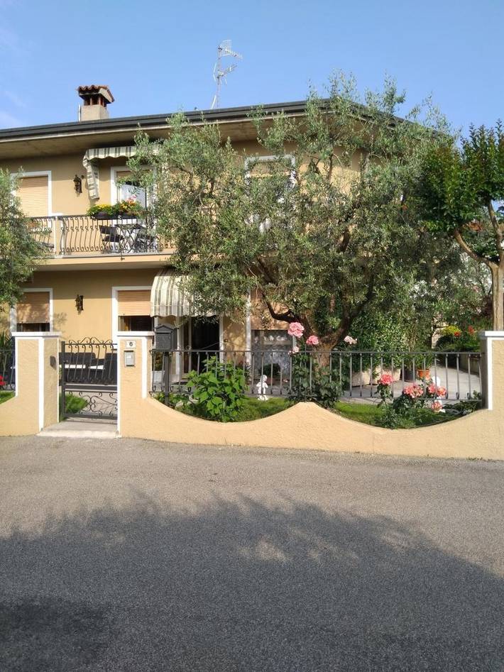 Casa vacanza per 5 persone, con giardino in Sirmione