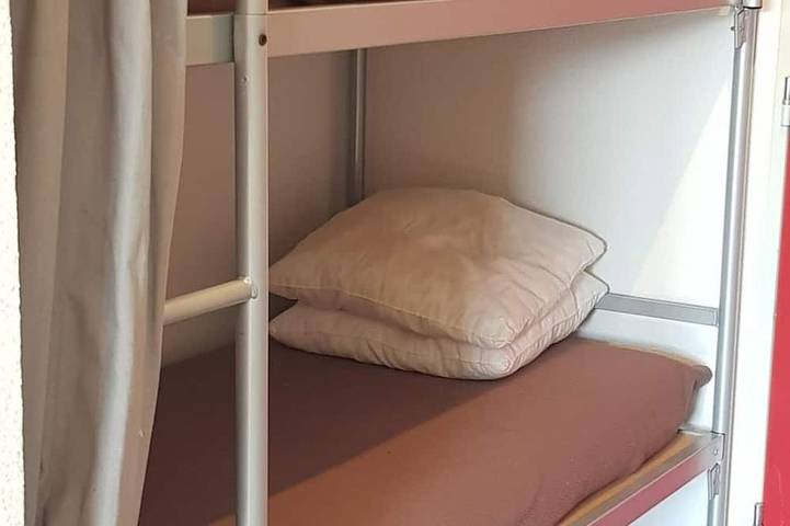 Gîte pour 2 personnes, avec piscine et terrasse dans Chabanon Selonnet - 2