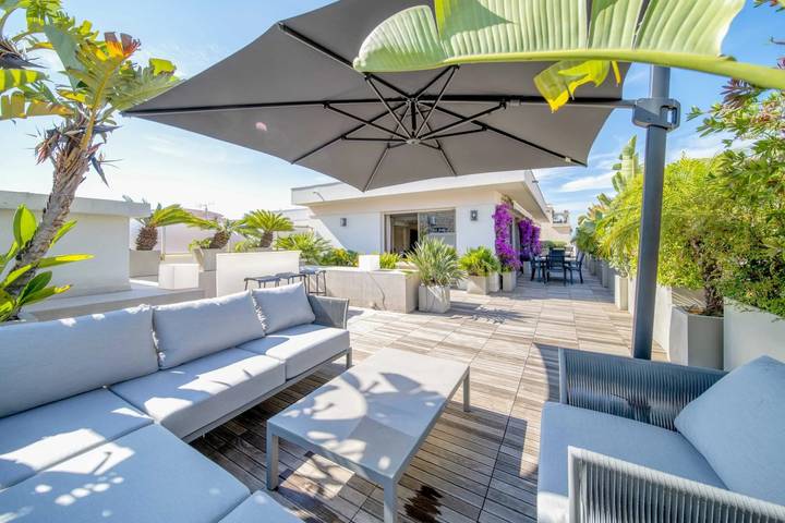 Gîte pour 2 personnes, avec Balcon et Terrasse dans Office de Tourisme de Cannes