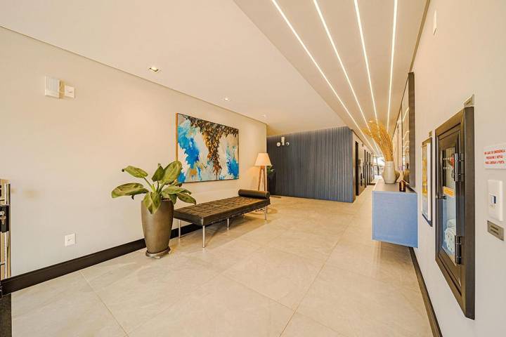 Casas e apartamentos de temporada para 6 pessoas, com jardim e piscina em Joinville