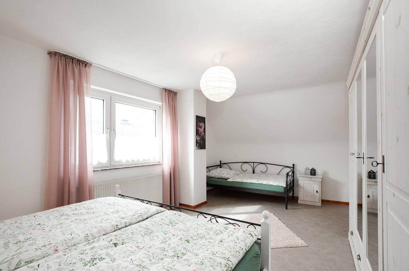 Ganze Ferienwohnung, 8-Bett-Wohnung "Spatzennest" in Westerburg, Westerburg & Umgebung