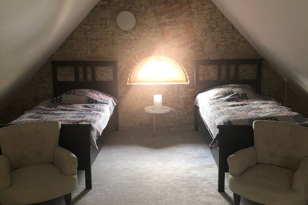 Ganze Wohnung, Entspannen auf dem Land <br>Großzügige Wohnung mit Sauna in Detmold, Kreis Lippe