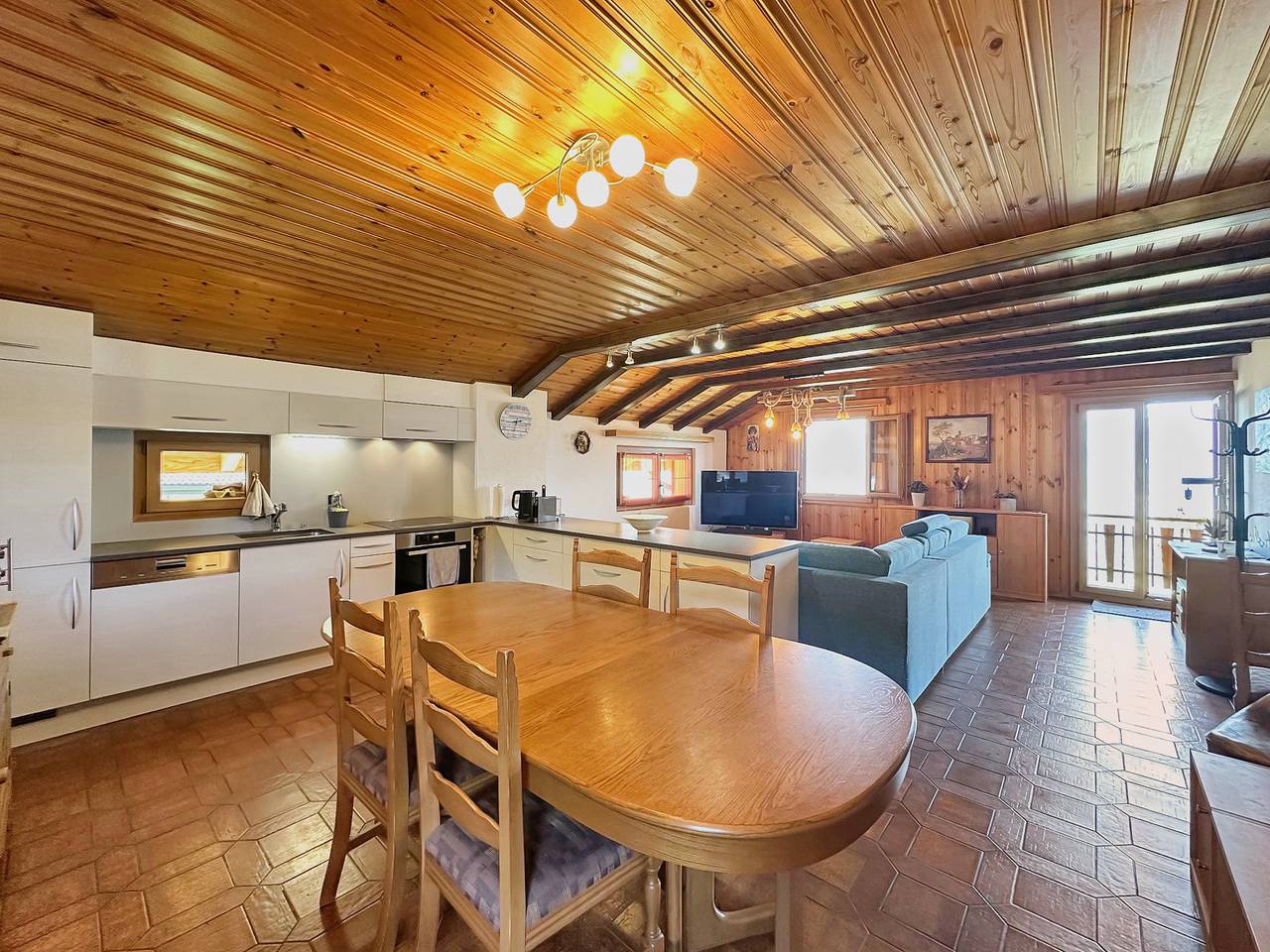 Ganze Wohnung, Bear Ridge Retreat - 8mns to slopes - Swiss Alps in Les Agettes, Walliser Alpen