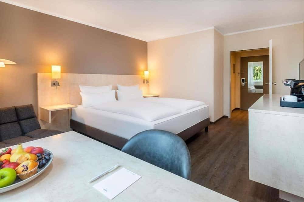 Ganze Wohnung, Sunday Hotel Bielefeld Standard King Zimmer in Bielefeld, Nordrhein-Westfalen