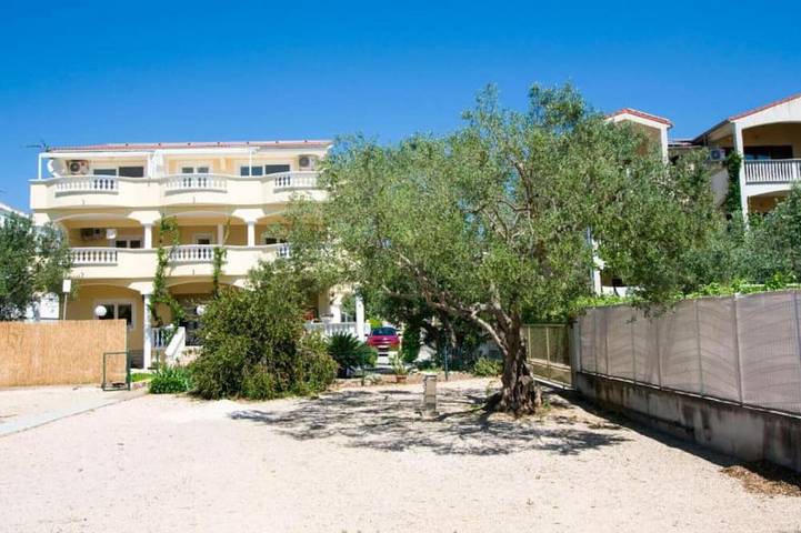 Camping für 4 Personen in Biograd na Moru