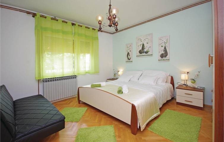 Ganze Ferienwohnung, Moderner Rückzugsort am Fluss: Gemütliche Unterkunft 2 km vom Fluss Cetina entfernt mit Pool und Terrasse in Šestanovac, Makarska Riviera